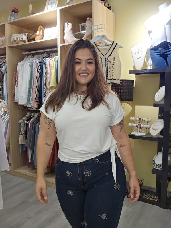 Camiseta Nudo