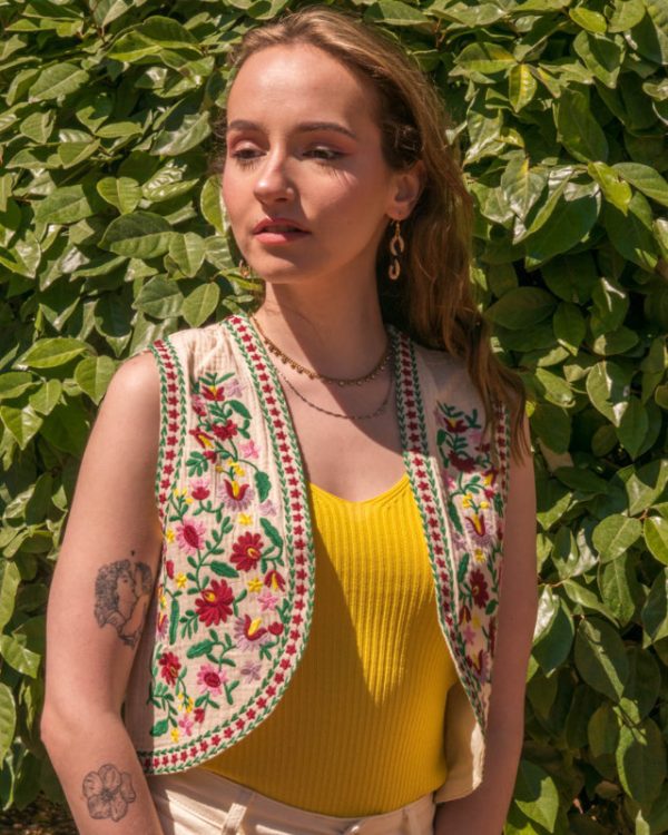Chaleco Bordado Floral