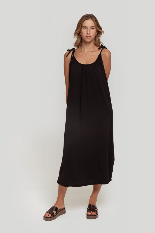 Vestido Negro Tirantes