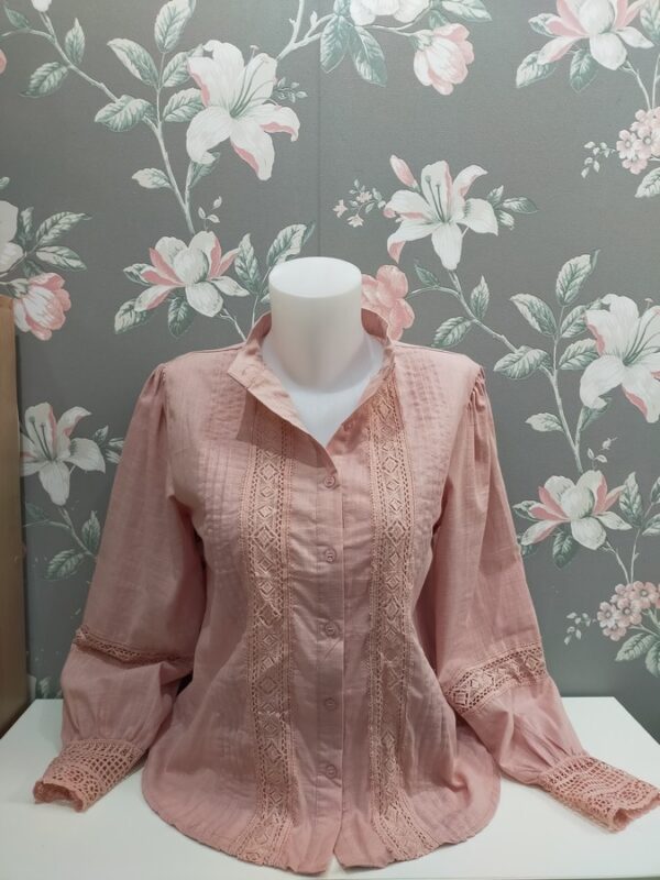 Camisa Romántica