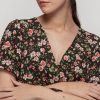 Vestido Corto Floral - Imagen 3