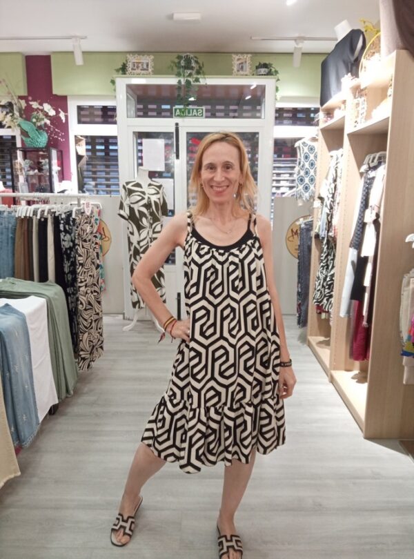 Vestido Corto Volante