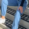Jeans Cargo Con Goma - Imagen 3